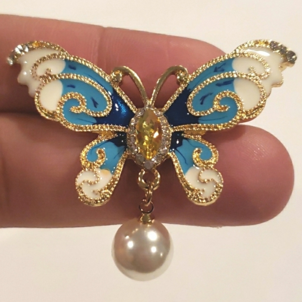 Butterfly Rhinestone Brooch Pin - Picture 2 of 5